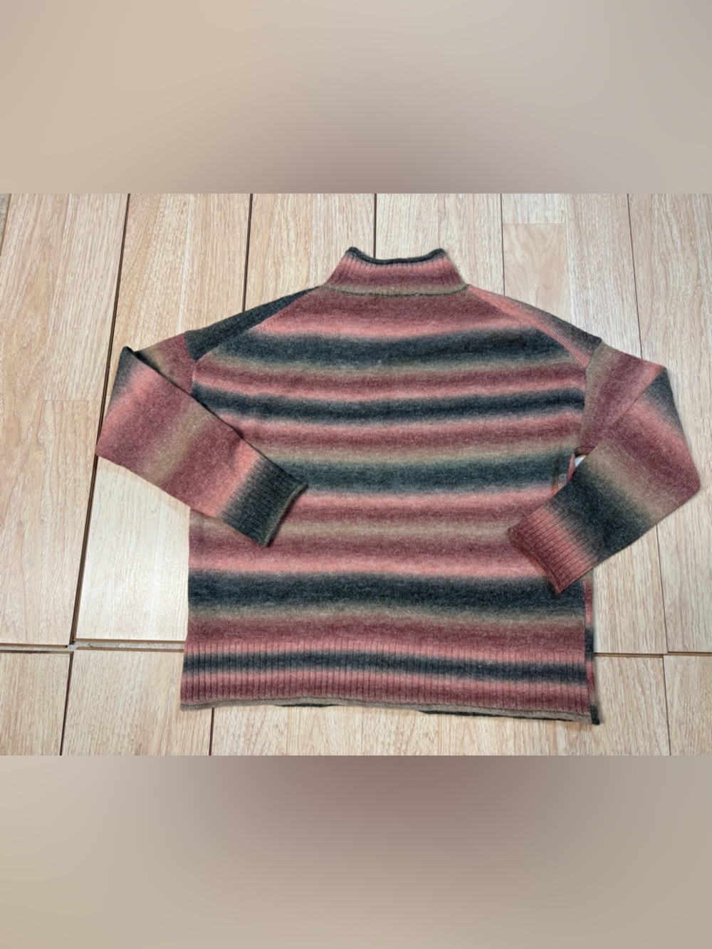 NWOT Evereve Rudy Spacedye Pullover - Picture 7 of 7